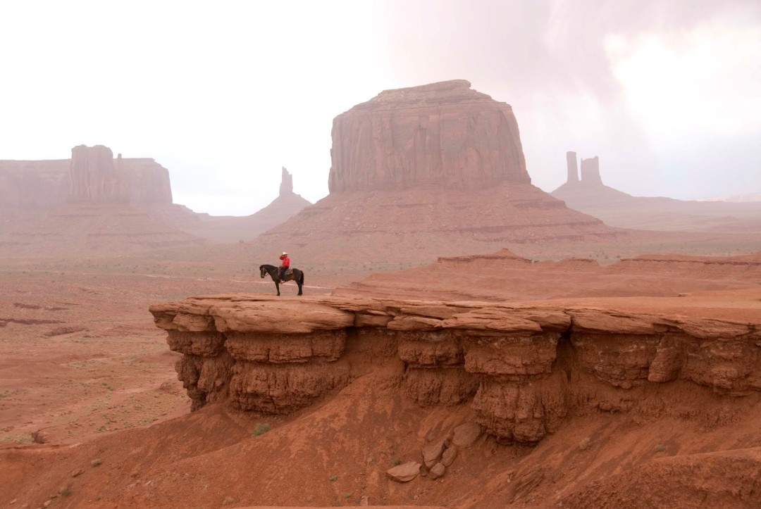 Approaching Sandstorm, Art