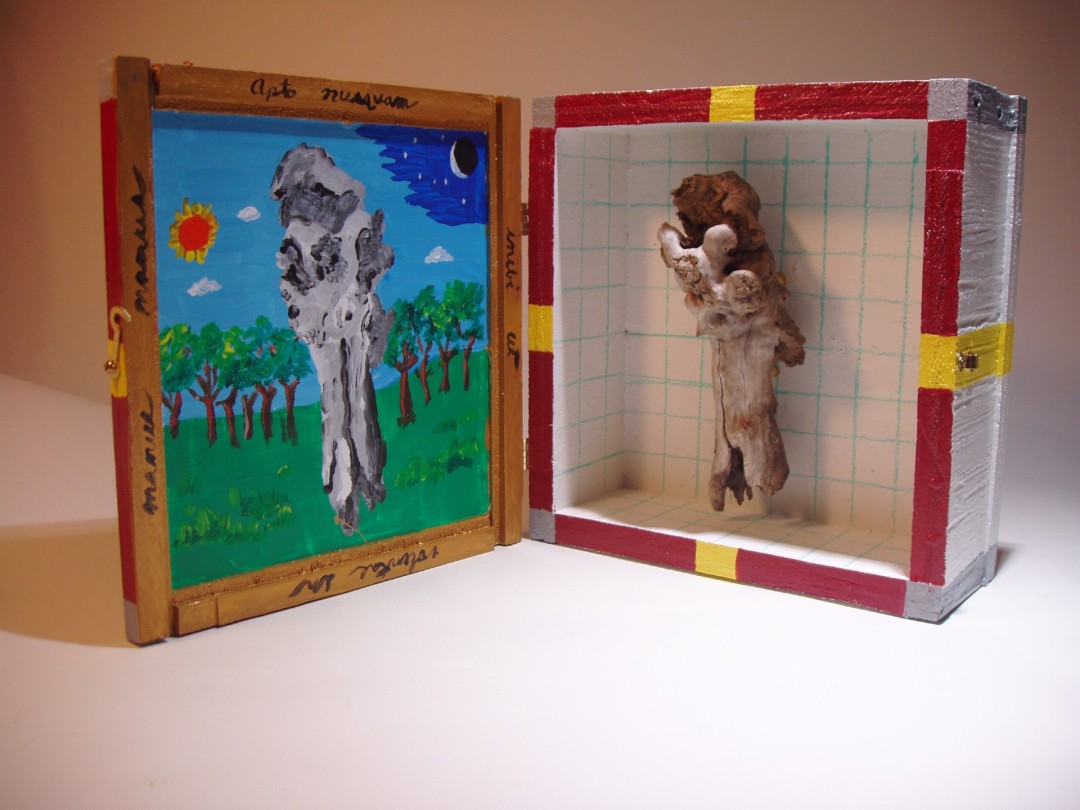 reliquary - Painting, Wood, Other, Other, Other
