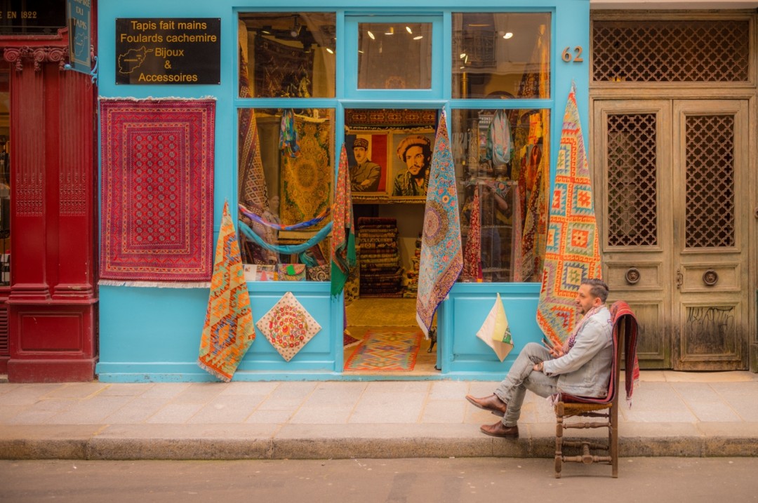 Waiting with de Gaulle and Massoud - Painting