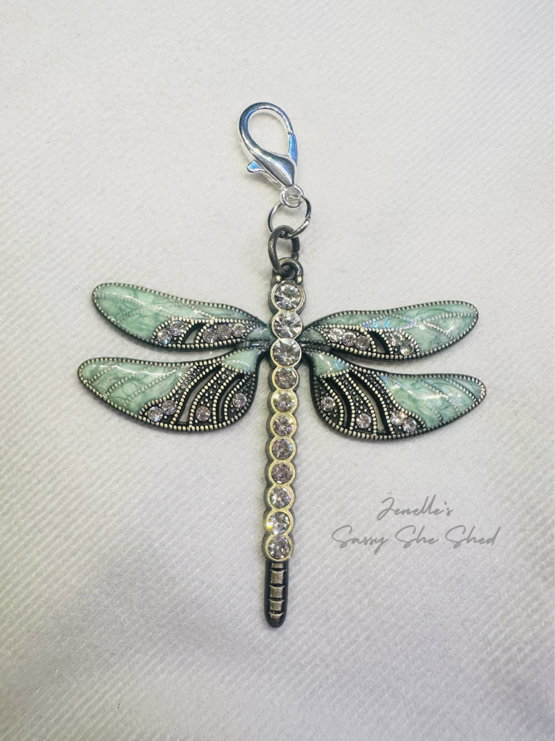 Untitled - artwork by Jenelle Beech:  