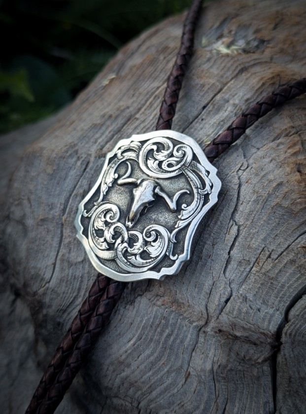 2025 long horn skull engraved bolo tie