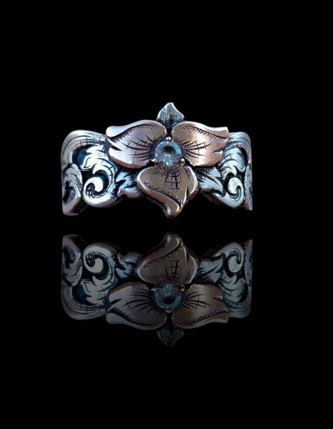 2025 relive engraved flower ring with bead set stone