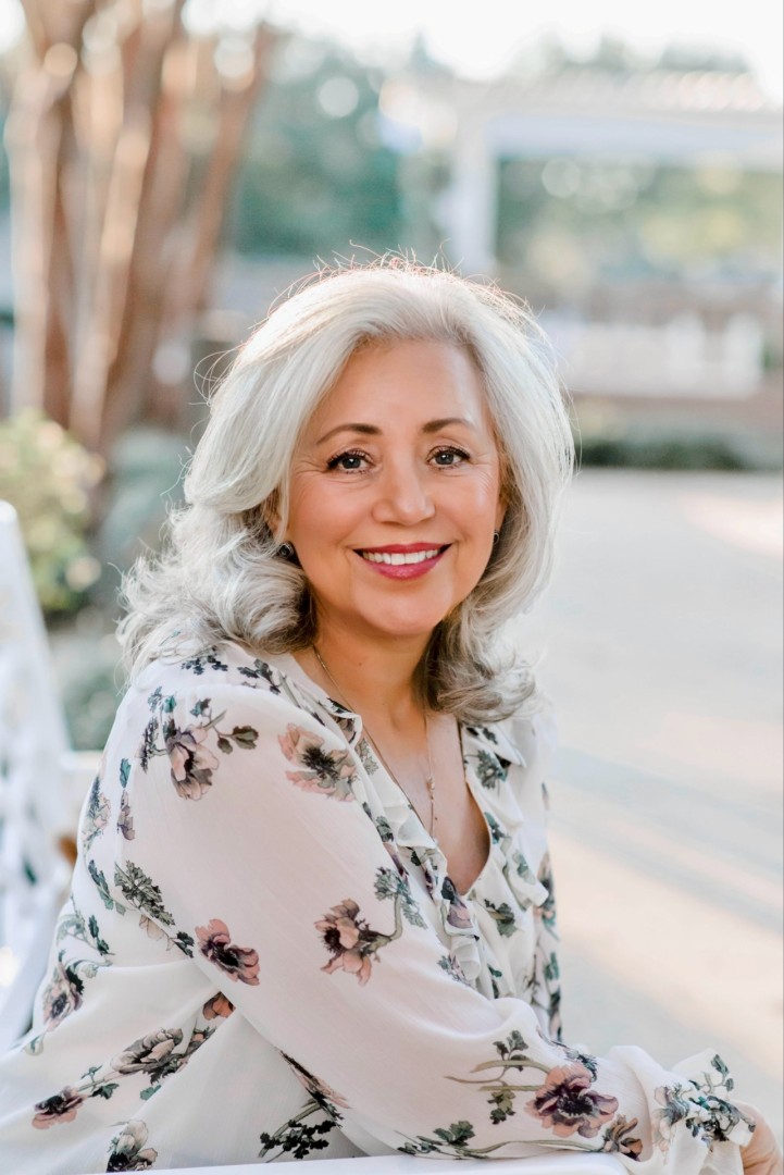 Shirley Hunter, 2027 Show Chair