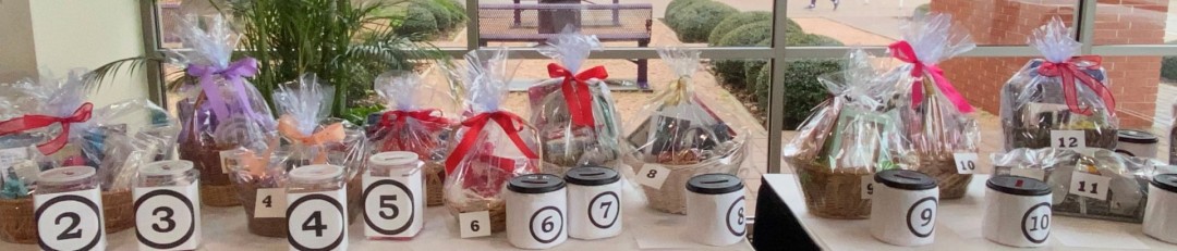 Tin Can Raffle baskets at Houston Joy of Quilts